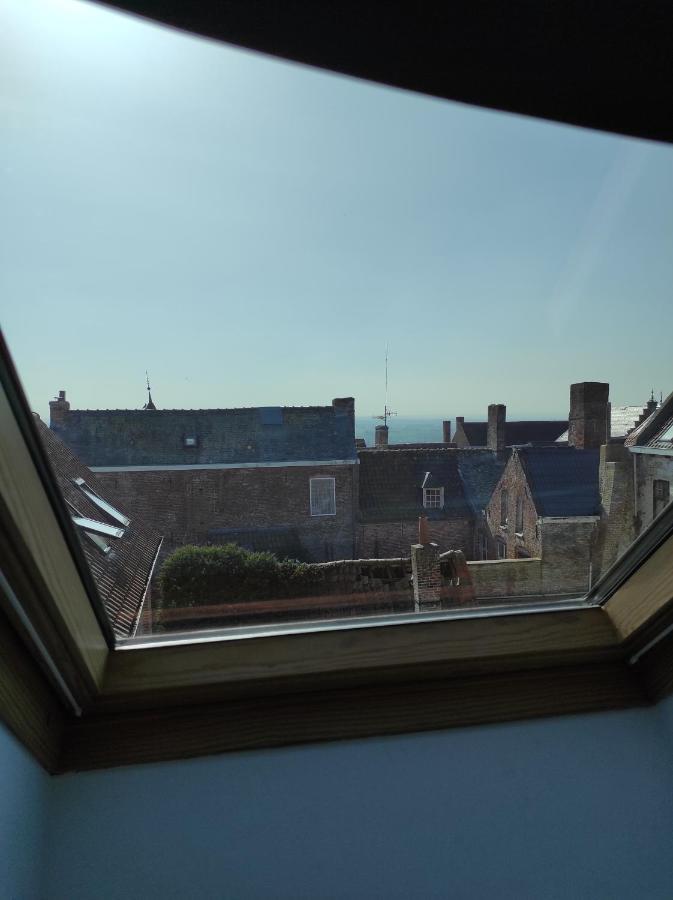 Au Coeur De *